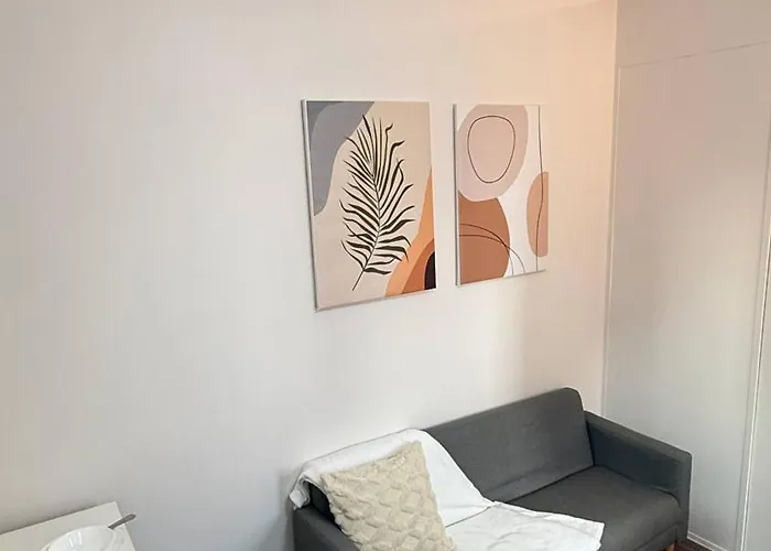 Apartamento Makati Place With Queen Bed And 55 Inch Smart Tv Manila